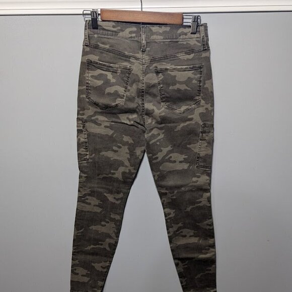 MUDD FLX Stretch HIg Rise Utility Jegging Camo Size 9 - Picture 4 of 6